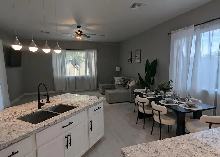 Ferienhaus Spacious 5 Bd Luxury Getaway Near Westgate *